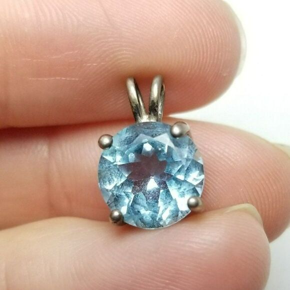 Vintage Sterling Silver Blue Rhinestone Round Pendant Charm, Birthstone, Estate - Picture 1 of 7